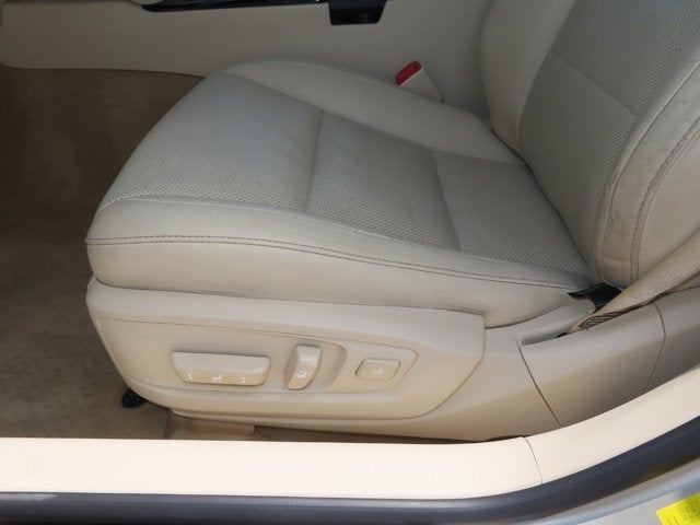 2013 Lexus ES 350 4dr Sdn