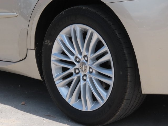 2013 Lexus ES 350 4dr Sdn