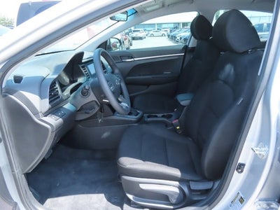 2020 Hyundai Elantra SE