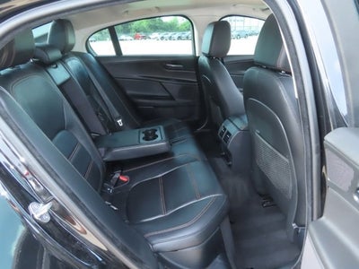 2017 Jaguar XE 35t Prestige