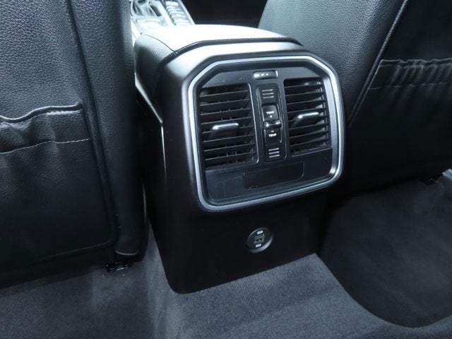 2018 Porsche Macan Base