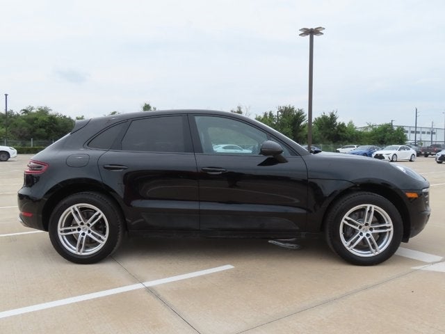 2018 Porsche Macan Base