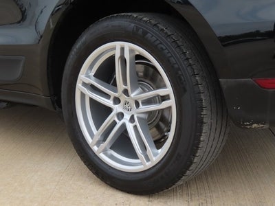 2018 Porsche Macan Base