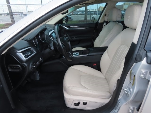 2015 Maserati Ghibli 