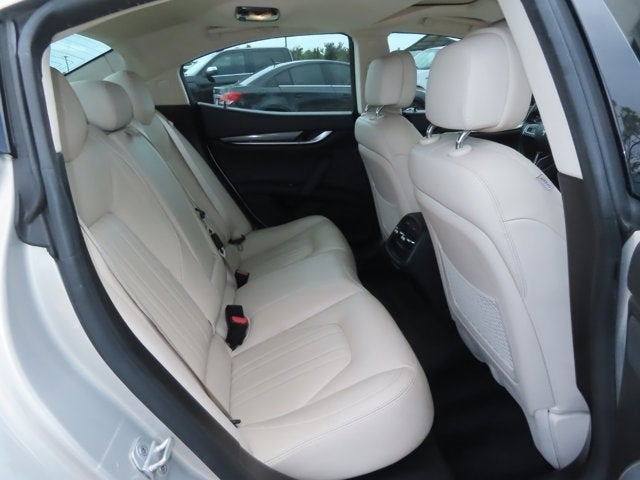 2015 Maserati Ghibli 